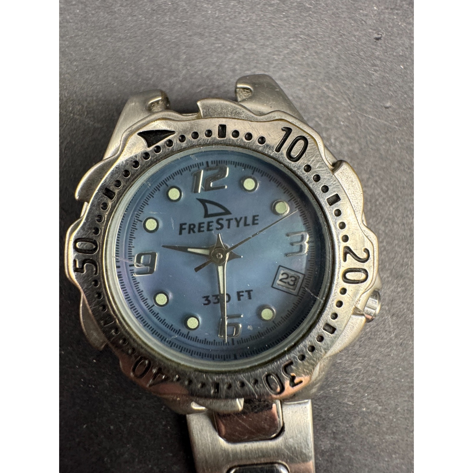 Freestyle Date Watch Blue Mother Of Pearl Face Stainless Steel Wr 330 Ft 26mm